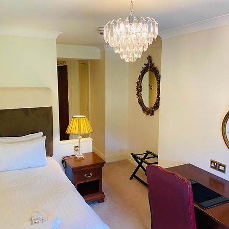 Wildes Inns Chesterfield Extérieur photo