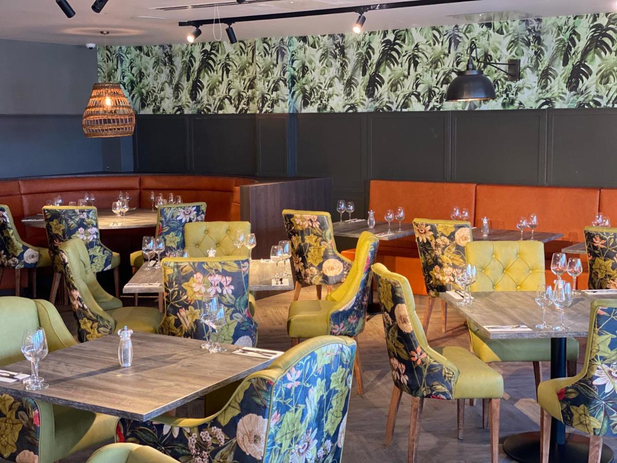 Wildes Inns Chesterfield Extérieur photo