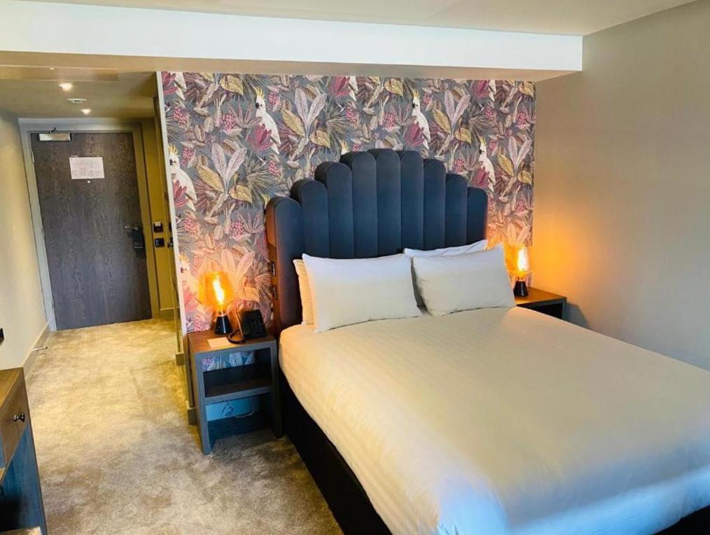 Wildes Inns Chesterfield Extérieur photo